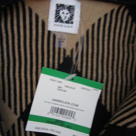 NWT Hooded Wrap Cardigan Sweater Diamond Plaid Check Camel Black - Picture 9 of 11